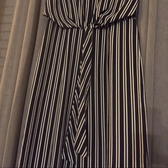 L~ *Jumper* Blk&Wht Striped w/ Adjustable Straps - Picture 3 of 12